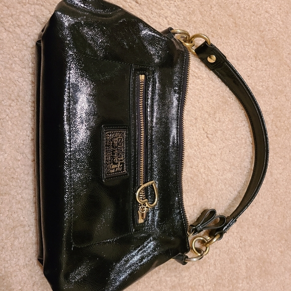 Coach poppy black liquid gloss purse - Picture 1 of 5